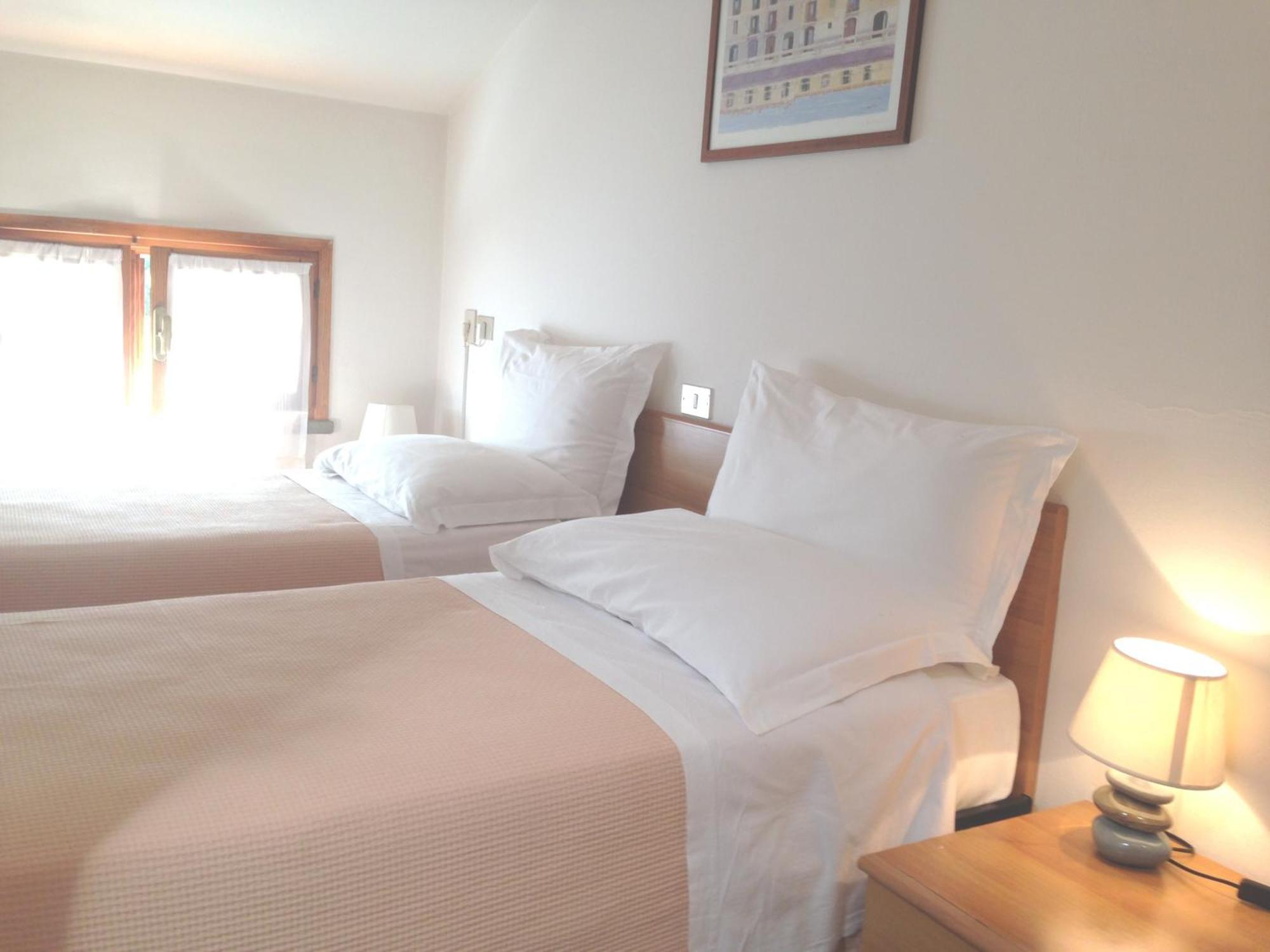 Albergo Romagna Fratta Terme Habitación foto